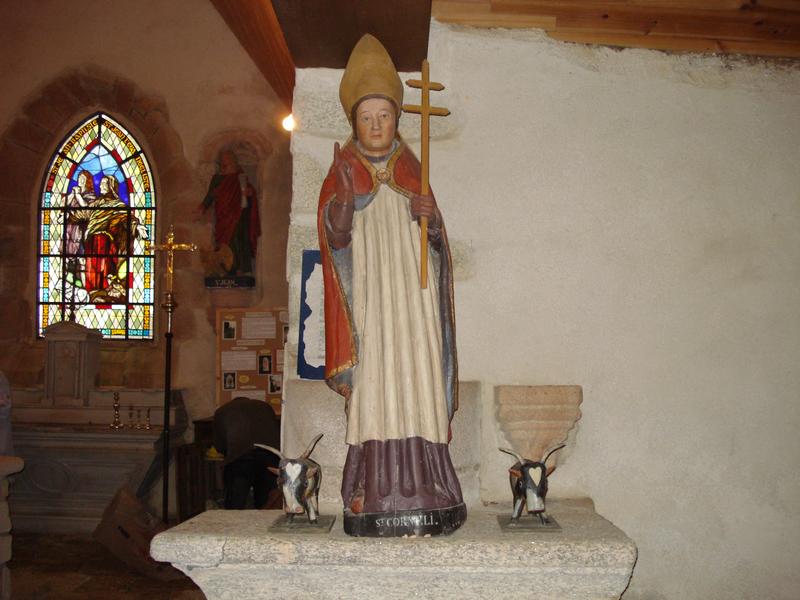 groupe sculpté : Saint Cornély et deux boeufs - © Monuments historiques