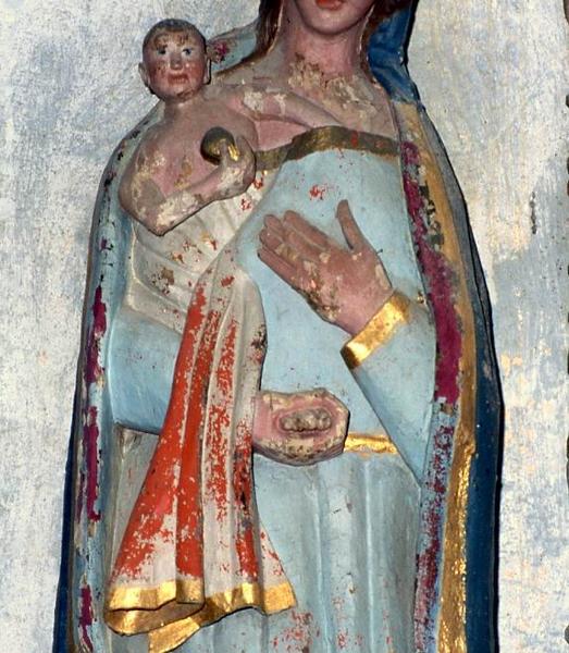 statue : Notre-Dame de la Rosée, détail torse - © Monuments historiques