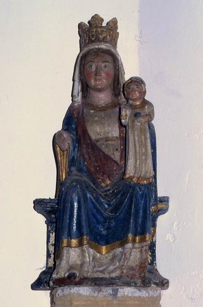 statue : Vierge à l'Enfant assise - © Monuments historiques