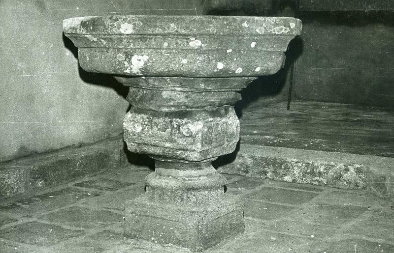 fonts baptismaux - © Monuments historiques