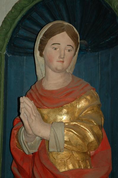 retable latéral nord et deux statues :  Sainte Marguerite