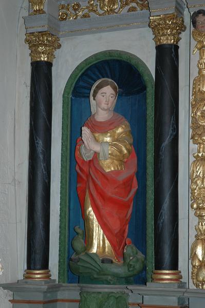 retable latéral nord et deux statues :  Sainte Marguerite