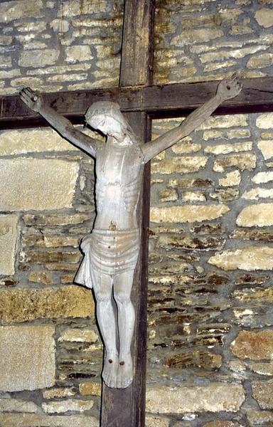 statue : Christ en croix