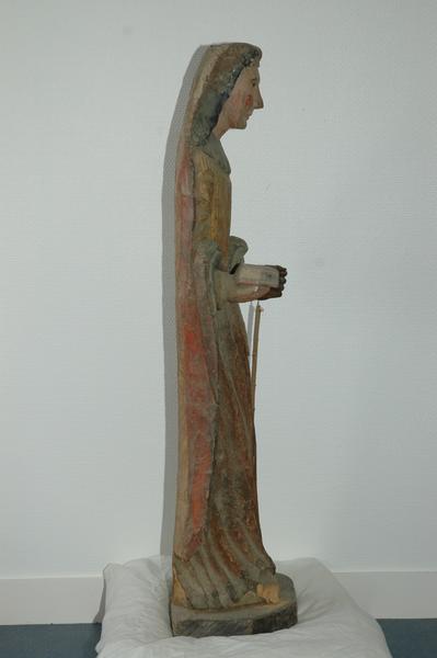 statue : Sainte Femme