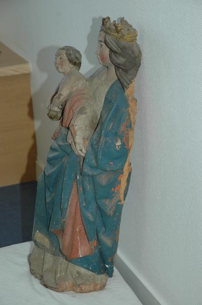 statue : Vierge à l'Enfant