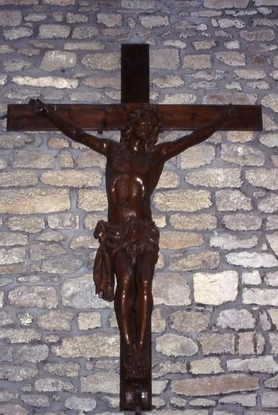 statue : Christ en croix - © Monuments historiques
