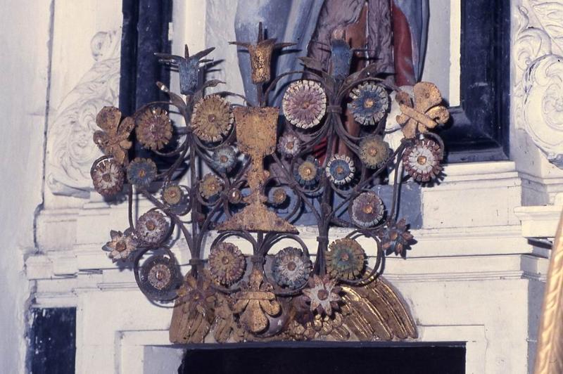 trois chandeliers (portes-cierges) - © Monuments historiques