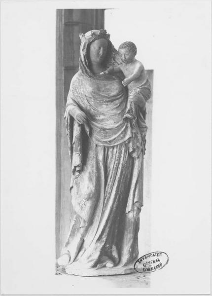 statue : Vierge à l'Enfant - © Ministère de la Culture (France), Médiathèque du patrimoine et de la photographie (objets mobiliers), tous droits réservés