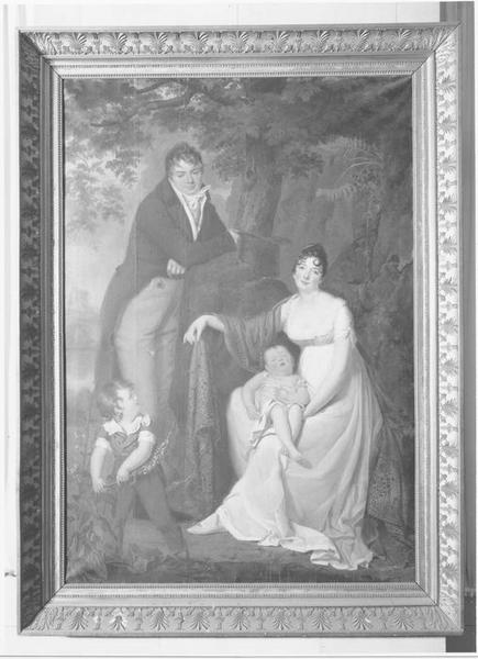 tableau et son cadre : Portrait de Pierre de Kergariou et de sa famille - © Ministère de la Culture (France), Médiathèque du patrimoine et de la photographie (objets mobiliers), tous droits réservés