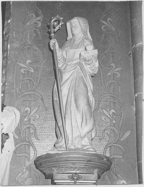 Statue : sainte Ségolène