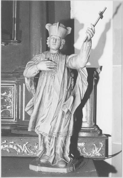 statue : saint François Xavier (autel secondaire de la Vierge)