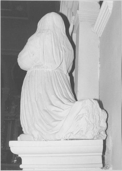 monument funéraire : mausolée d'Hermann Fortunat de Bade et de son épouse, Marie-Sidonie de Falkenstein (détail Marie-Sidonie de Falkenstein de dos)