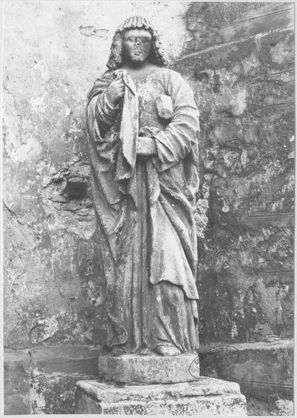 statue : saint Jean