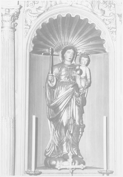 autel secondaire de la Vierge (détail de la sculpture centrale)