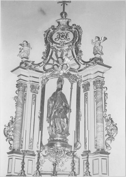 autel, retable, groupe sculpté : saint Nicolas (autel secondaire) (vue rapprochée)