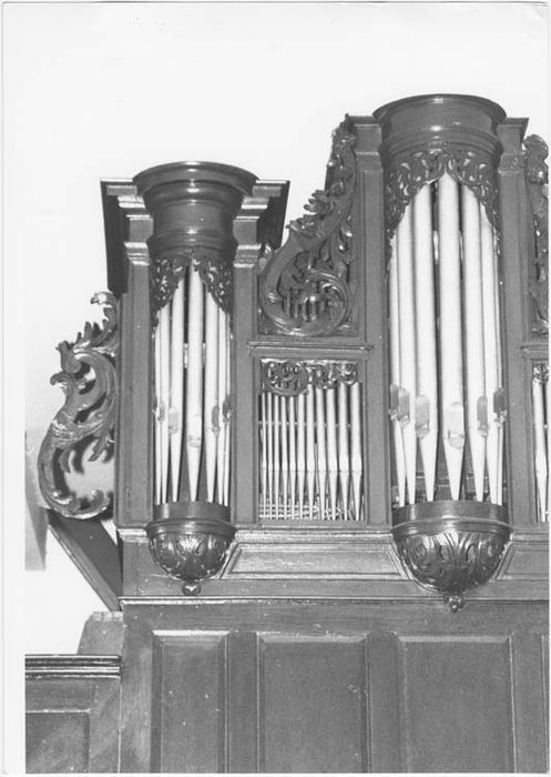 orgue de tribune, vue partielle