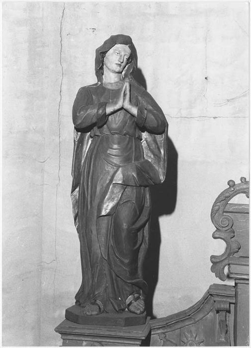 statue : Vierge (Calvaire)