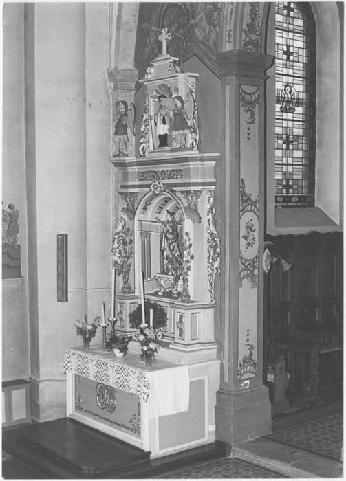 autel latéral nord, retable, statues : Saint Jean Népocumène, Vierge de l'Assomption