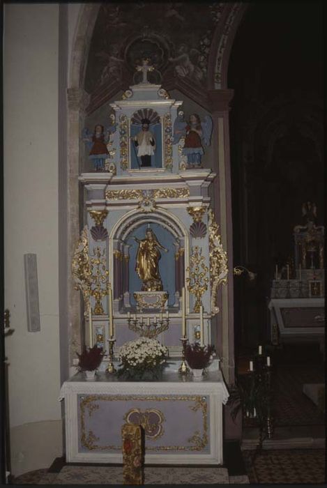 autel latéral nord, retable, statues : Saint Jean Népocumène, Vierge de l'Assomption