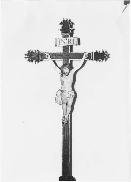 croix de procession : Christ en croix