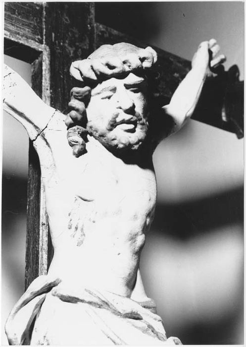 croix de procession : Christ en croix, détail