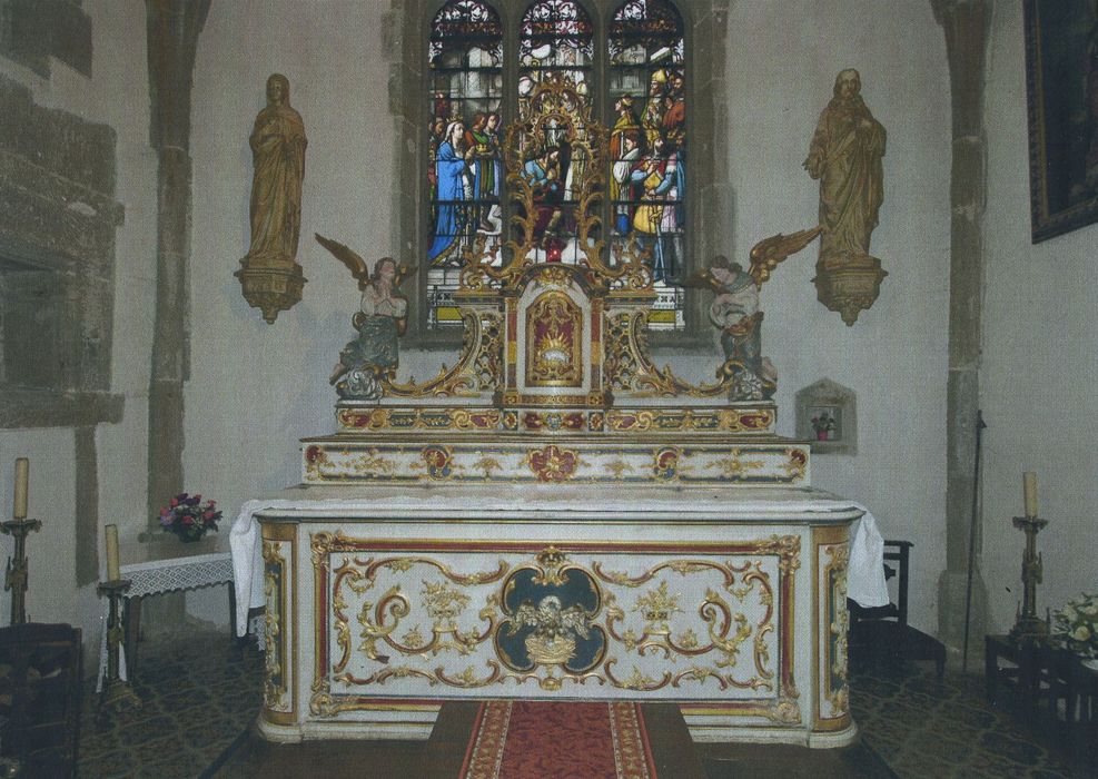 Autel (ancien maître-autel) avec gradins et tabernacle