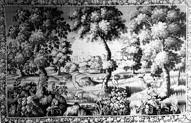 Tapisserie d'Aubusson : verdures, état après restauration