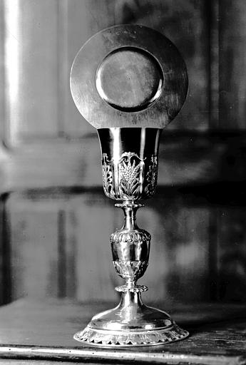 Calice et patène, en argent et argent doré, à décor d'épis et de vigne - © Ministère de la Culture (France), Médiathèque du patrimoine et de la photographie, diffusion GrandPalaisRmn Photo