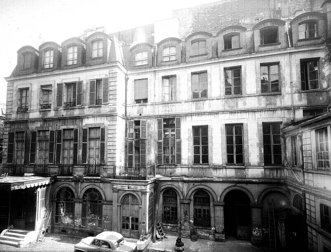 Façade sur cour