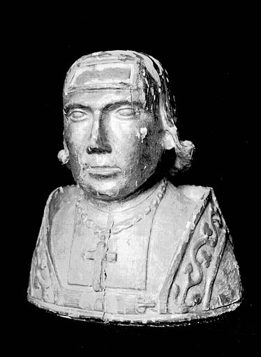 Buste reliquaire de saint Gobrien en bois argenté : face, état avant restauration