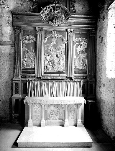 Chapelle saint Joseph : autel et retable, en bois peint