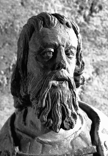 Statue en pierre : saint André, détail de la tête