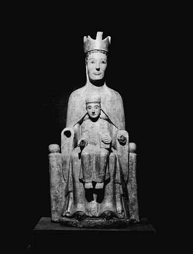 Statue dite Vierge noire des croisades : Vierge à l'Enfant assise