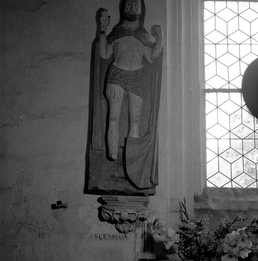 Statue en bois peint : Christ de l'Ascension