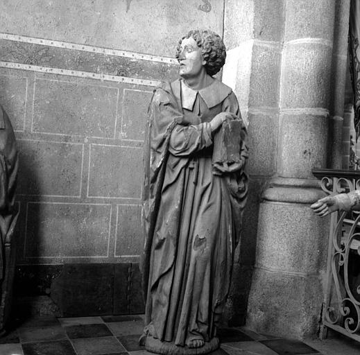 Statue en bois peint : saint Jean de calvaire - © Ministère de la Culture (France), Médiathèque du patrimoine et de la photographie, diffusion RMN-GP