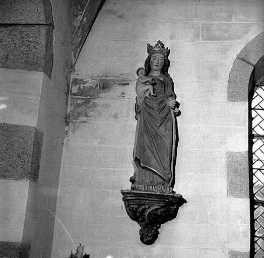 Statue en bois : Notre Dame de la Délivrance - © Ministère de la Culture (France), Médiathèque du patrimoine et de la photographie, diffusion RMN-GP