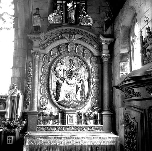 Panneau d'un bas-relief en bois peint : Le Baptême du Christ