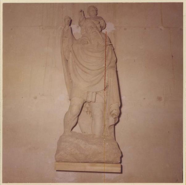 statue : saint Christophe, vue générale - © Ministère de la Culture (France), Médiathèque du patrimoine et de la photographie (objets mobiliers), tous droits réservés