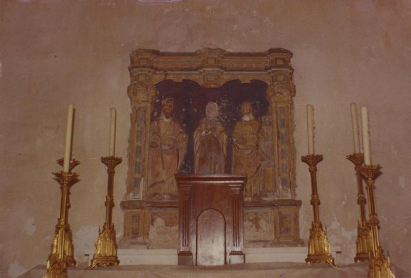 retable, haut-relief : sainte Brigitte, saint Jacques et sainte Barbe, vue générale - © Ministère de la Culture (France), Médiathèque du patrimoine et de la photographie (objets mobiliers), tous droits réservés