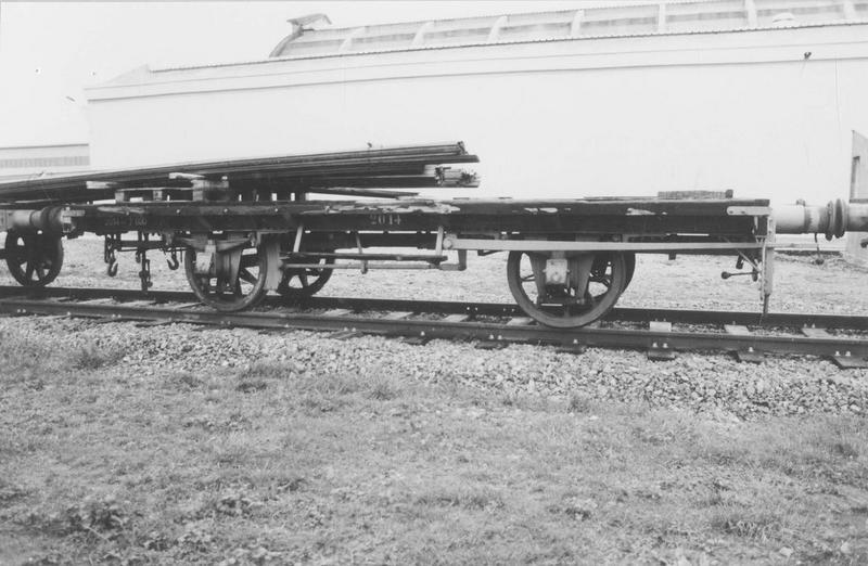 wagon plat à essieux parallèles, à voie normale, WD 2014, vue générale