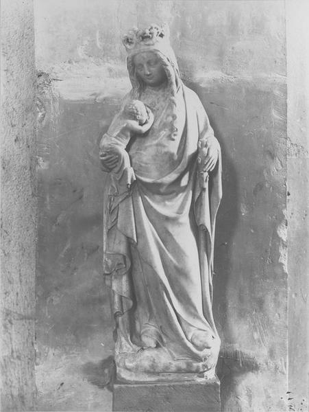 statue : Vierge à l'enfant, vue générale - © Ministère de la Culture (France), Médiathèque du patrimoine et de la photographie (objets mobiliers), tous droits réservés