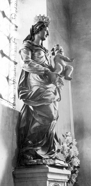 statue : Vierge à l'Enfant - © Ministère de la Culture (France), Médiathèque du patrimoine et de la photographie (objets mobiliers), tous droits réservés
