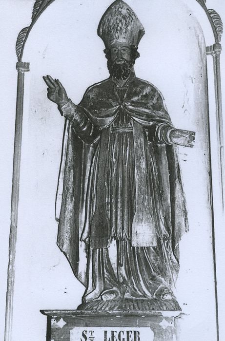 statue : Saint Léger