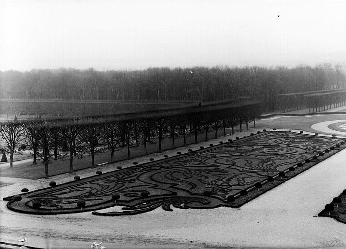 Parc : parterres de broderies