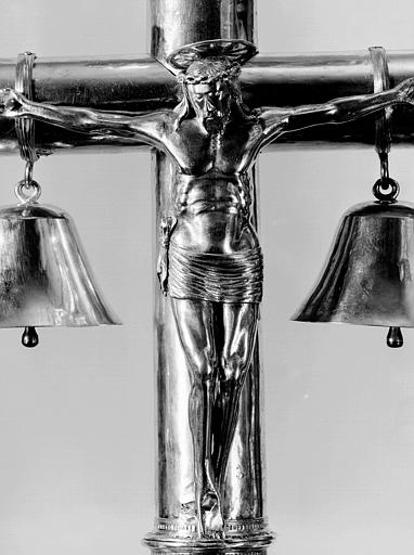 Croix processionnelle en argent doré : Christ