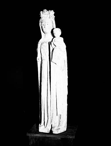 Statue en bois sculpté et peint : Vierge ouvrante, position fermée