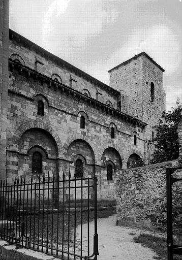 Façade latérale nord de la nef