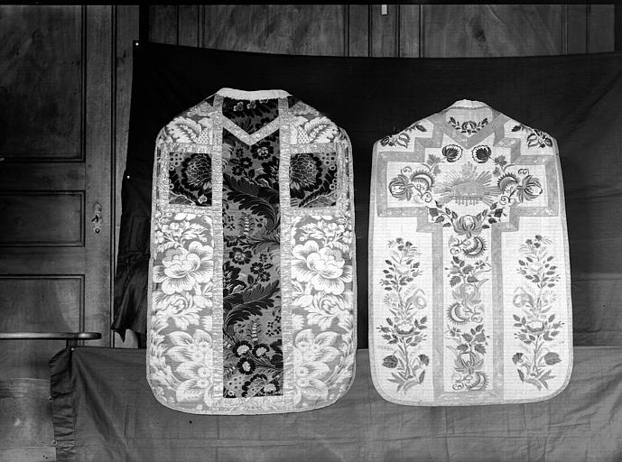 Deux chasubles - © Ministère de la Culture (France), Médiathèque du patrimoine et de la photographie, diffusion RMN-GP