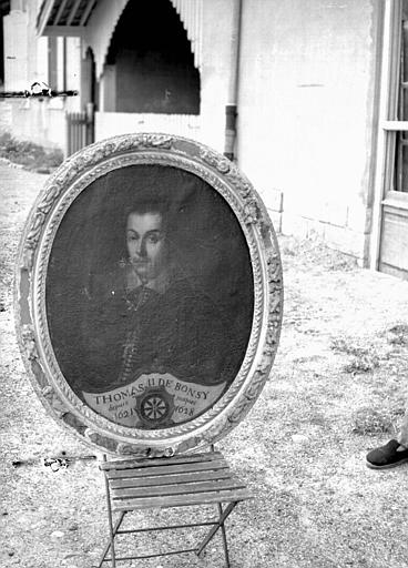 Peinture sur toile dans un cadre ovale en bois sculpté et doré : portrait de Monseigneur Thomas II de Bonsi (1621-1628) - © Ministère de la Culture (France), Médiathèque du patrimoine et de la photographie, diffusion RMN-GP
