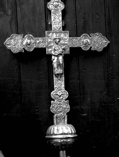 Croix processionnelle